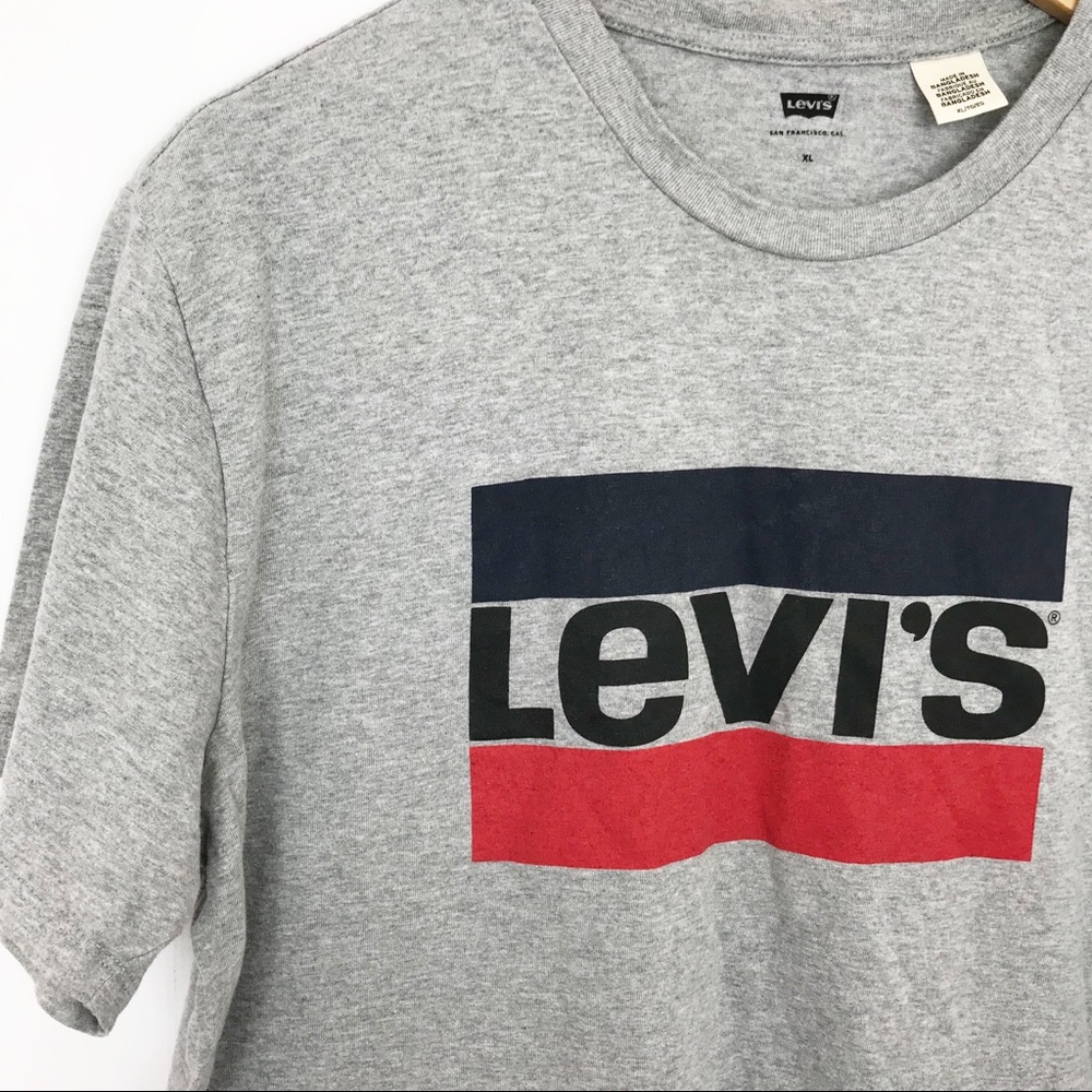 LEVI’S | Grey Graphic Short Sleeve Tee Shirt Logo